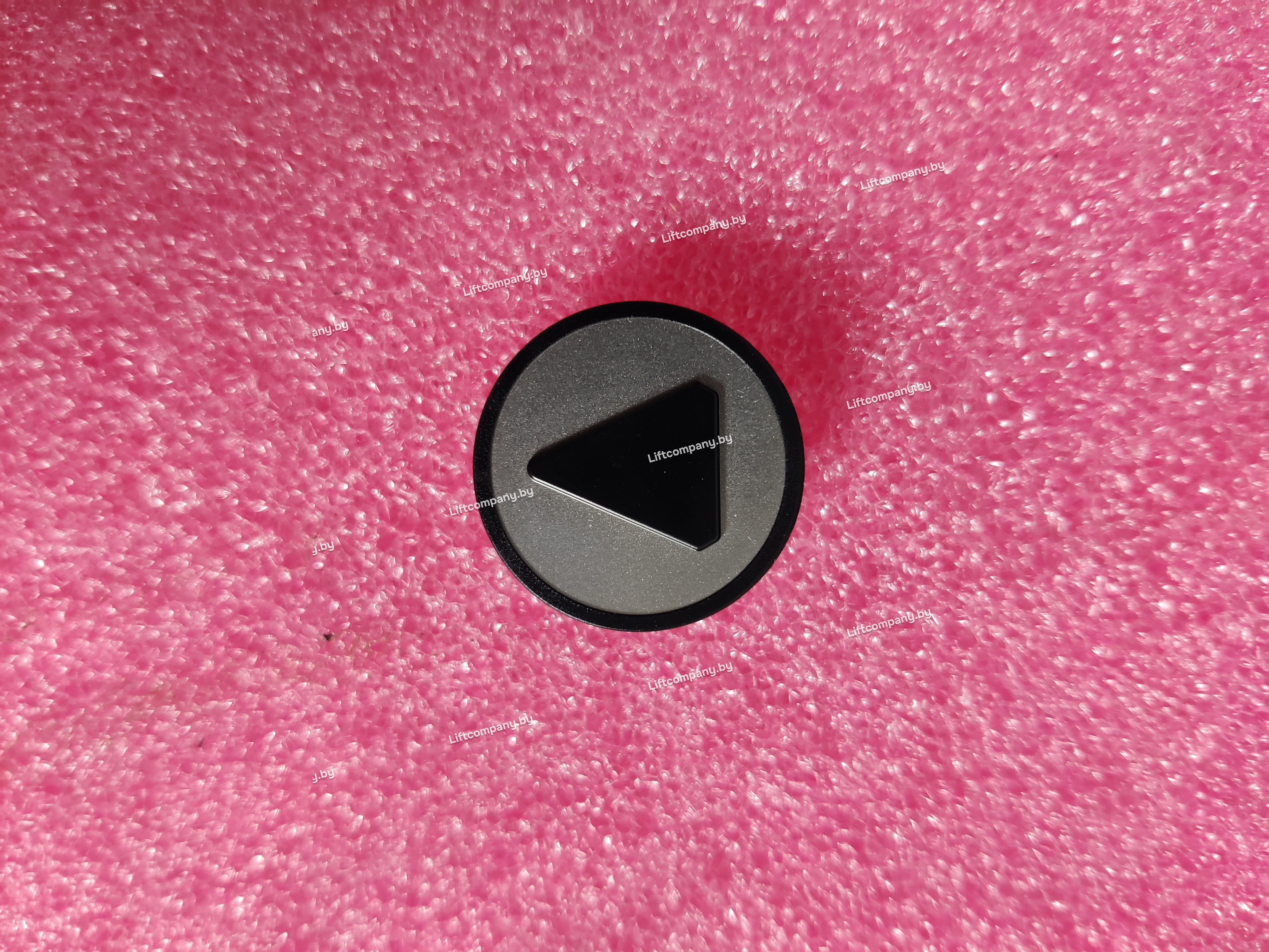 Толкатель KM801054G091, Kone