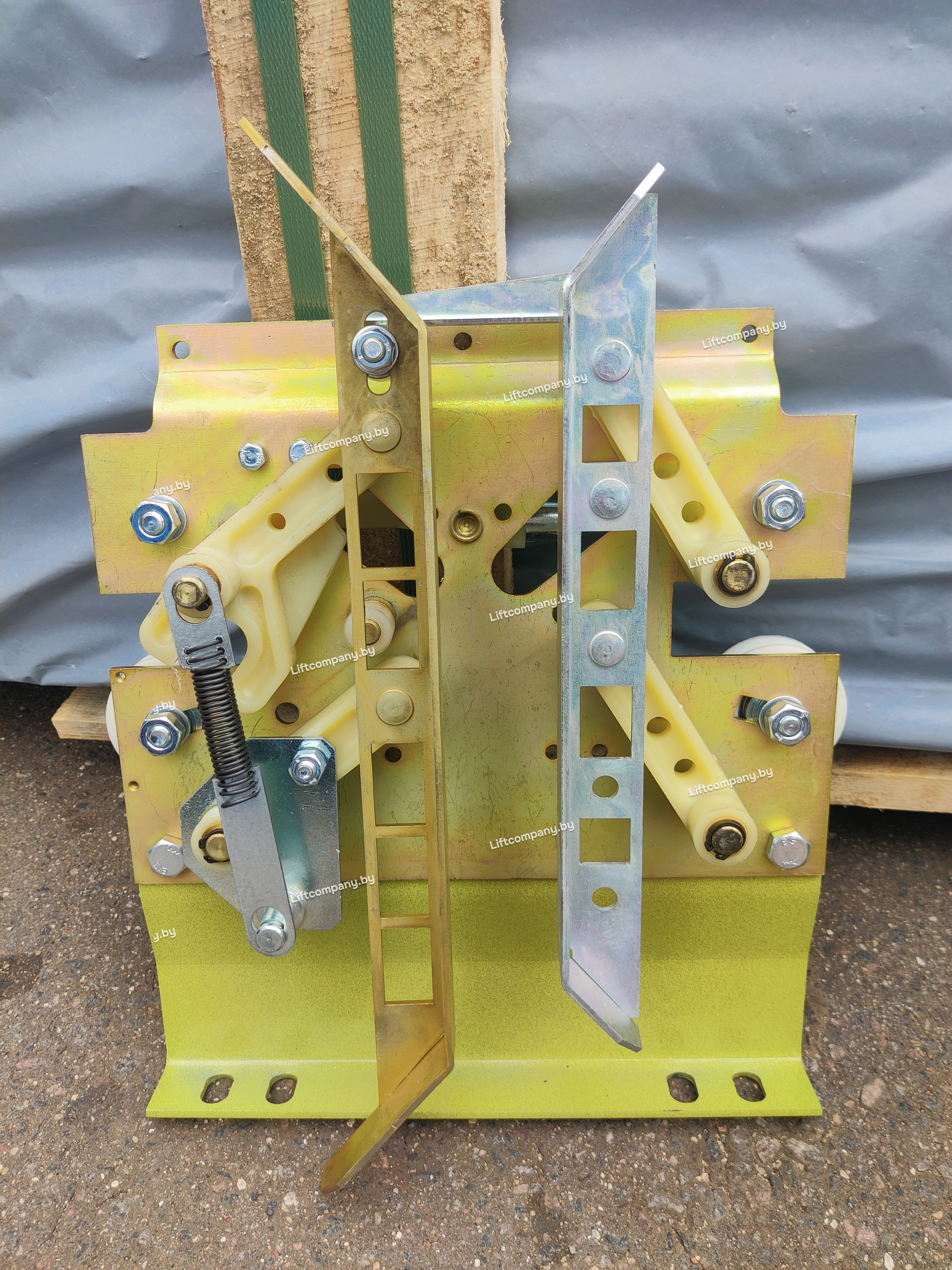 Каретка правая - 0463Б0310020