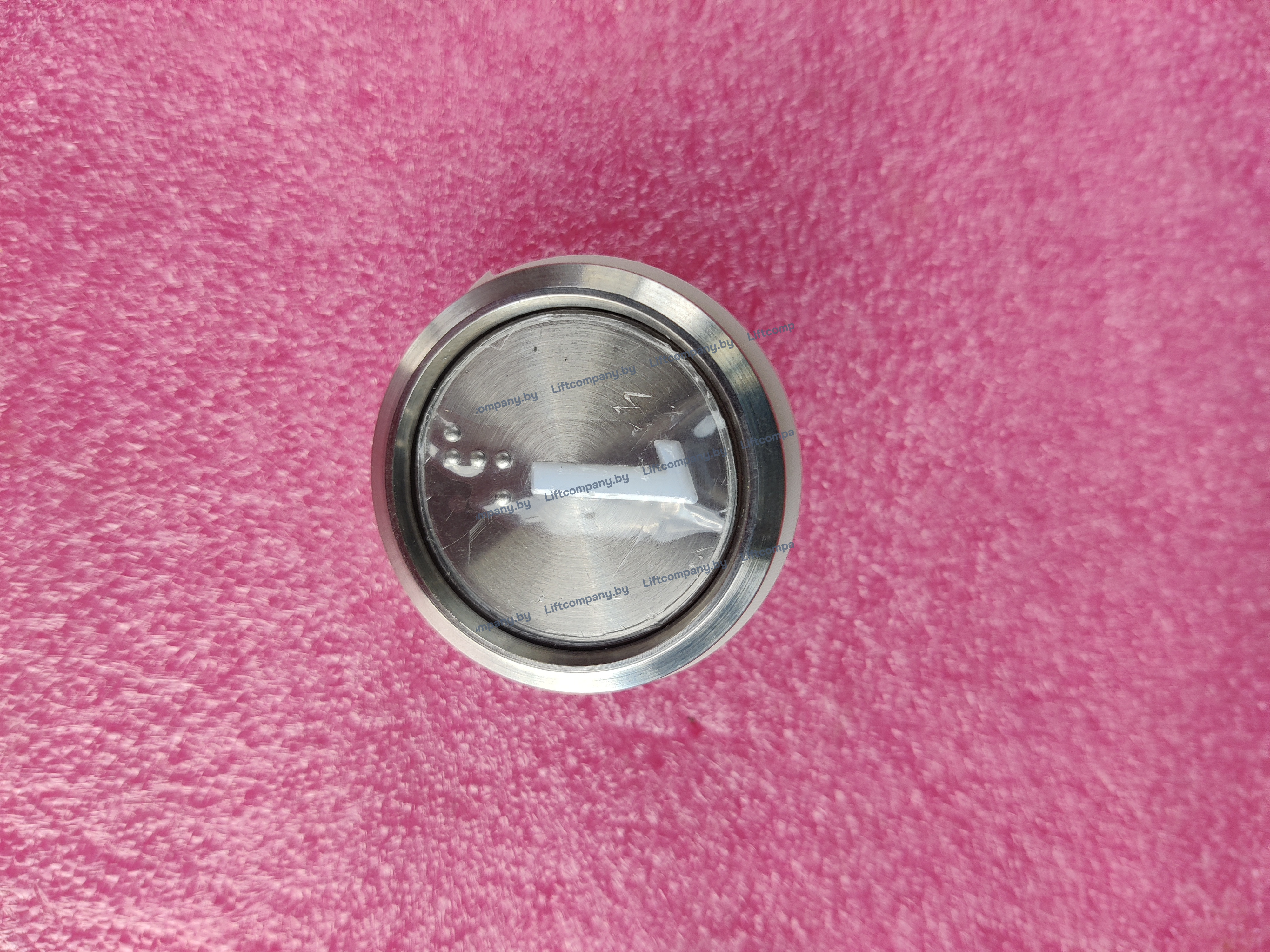 Кнопка приказа круглая "1" с браилем тип BAS231 A4N33841 шлиф. БЕЛАЯ индикация