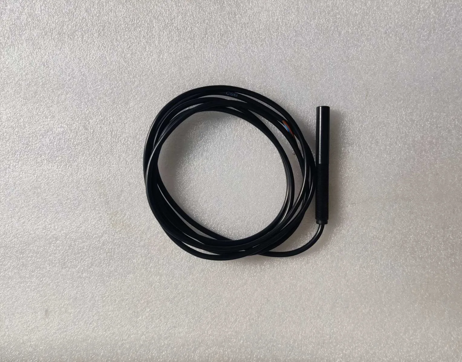 Магнитный (герконовый) моностабильный датчик CSB NO C121 1V (250V AC/DC 0,04A), кабель 2,5м